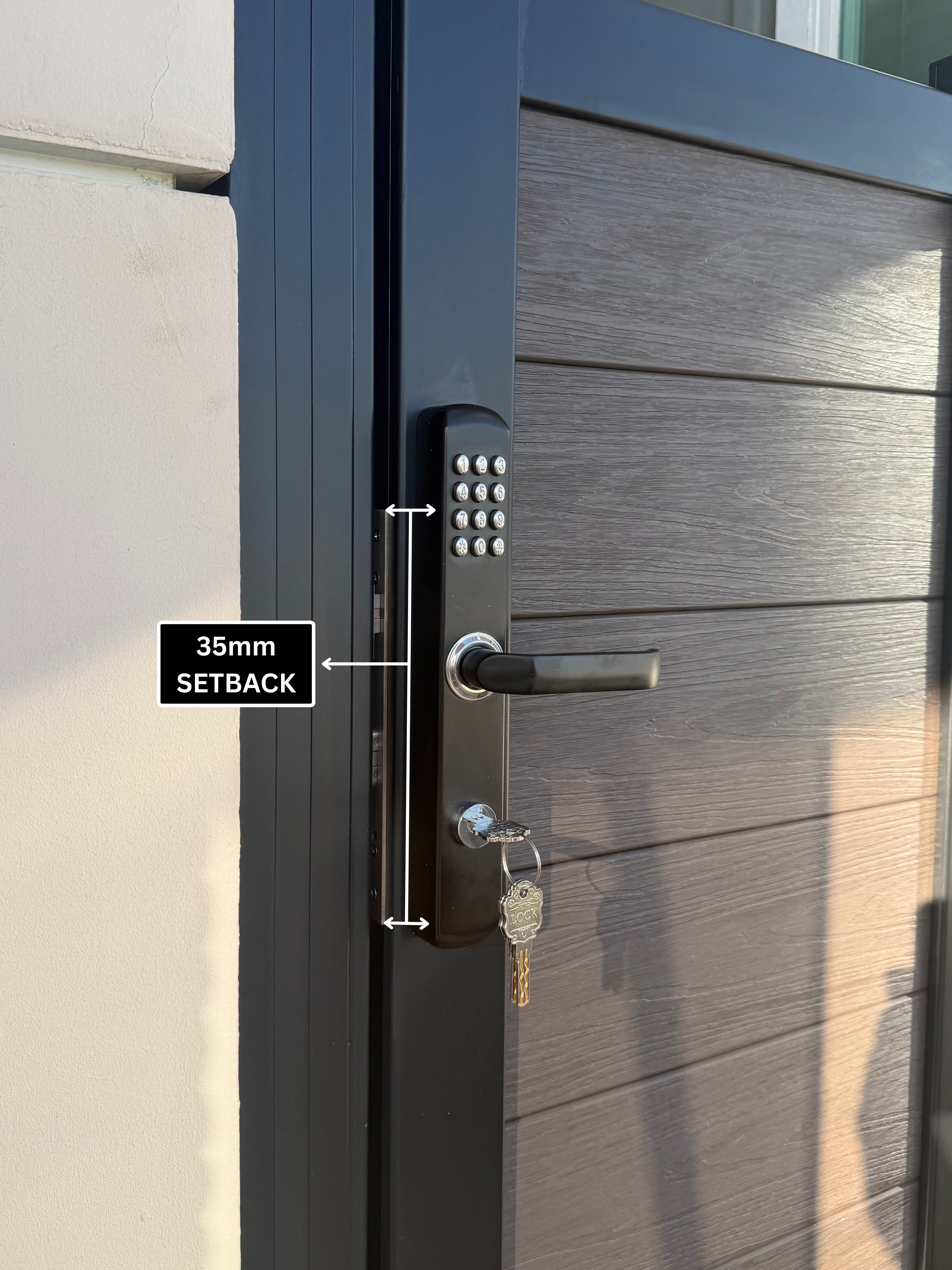 Gate Lock / Password Entry and Mechanical Key Access For Gate 3585