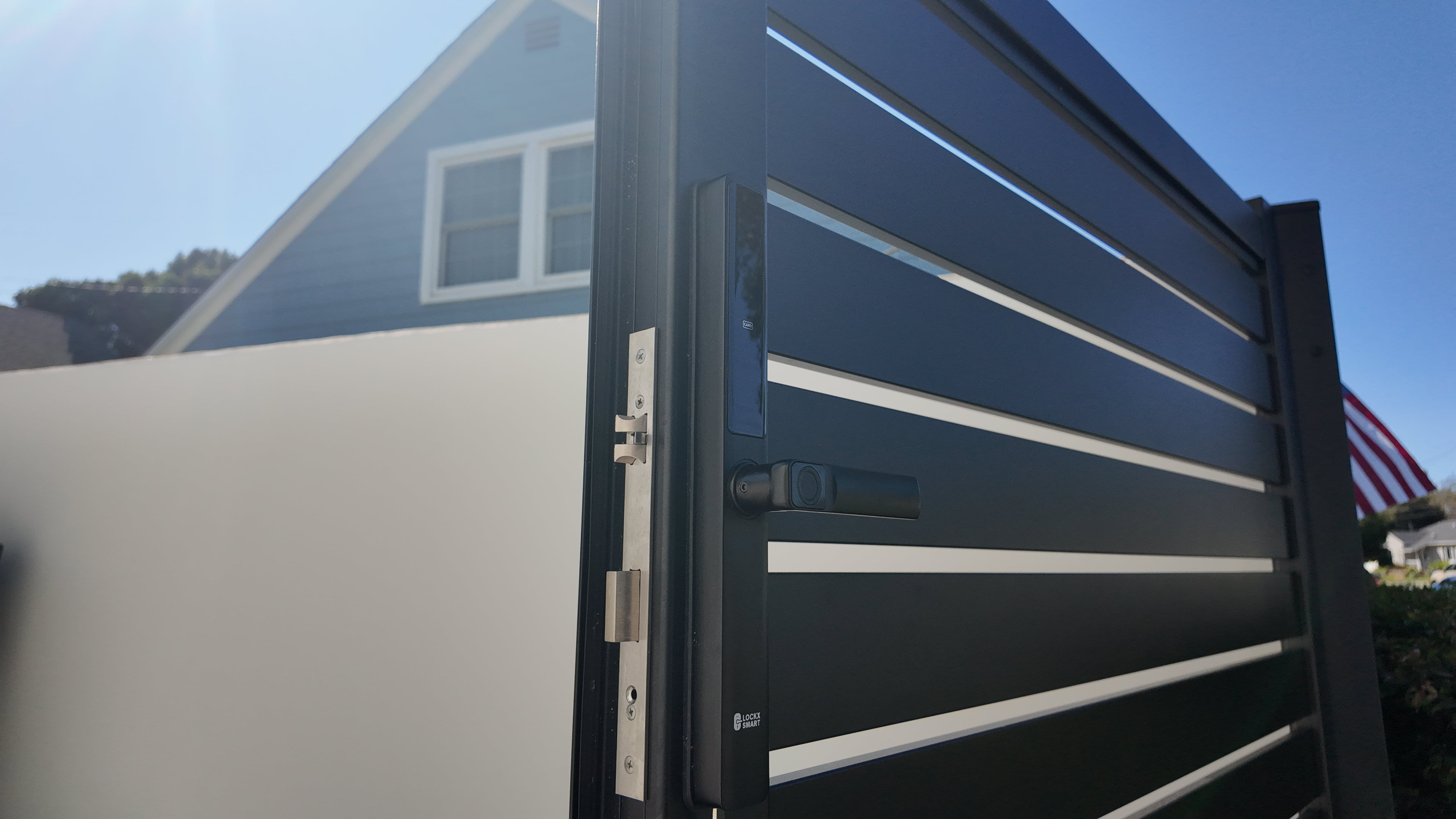 LockXSmart -aluminum gate smart lock